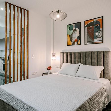 Place To Be Athens Apartment Экстерьер фото