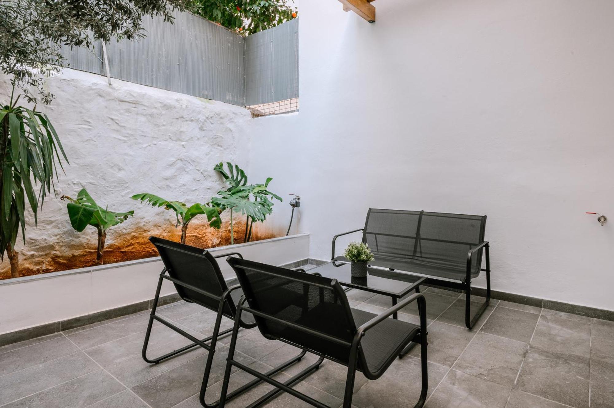 Place To Be Athens Apartment Экстерьер фото
