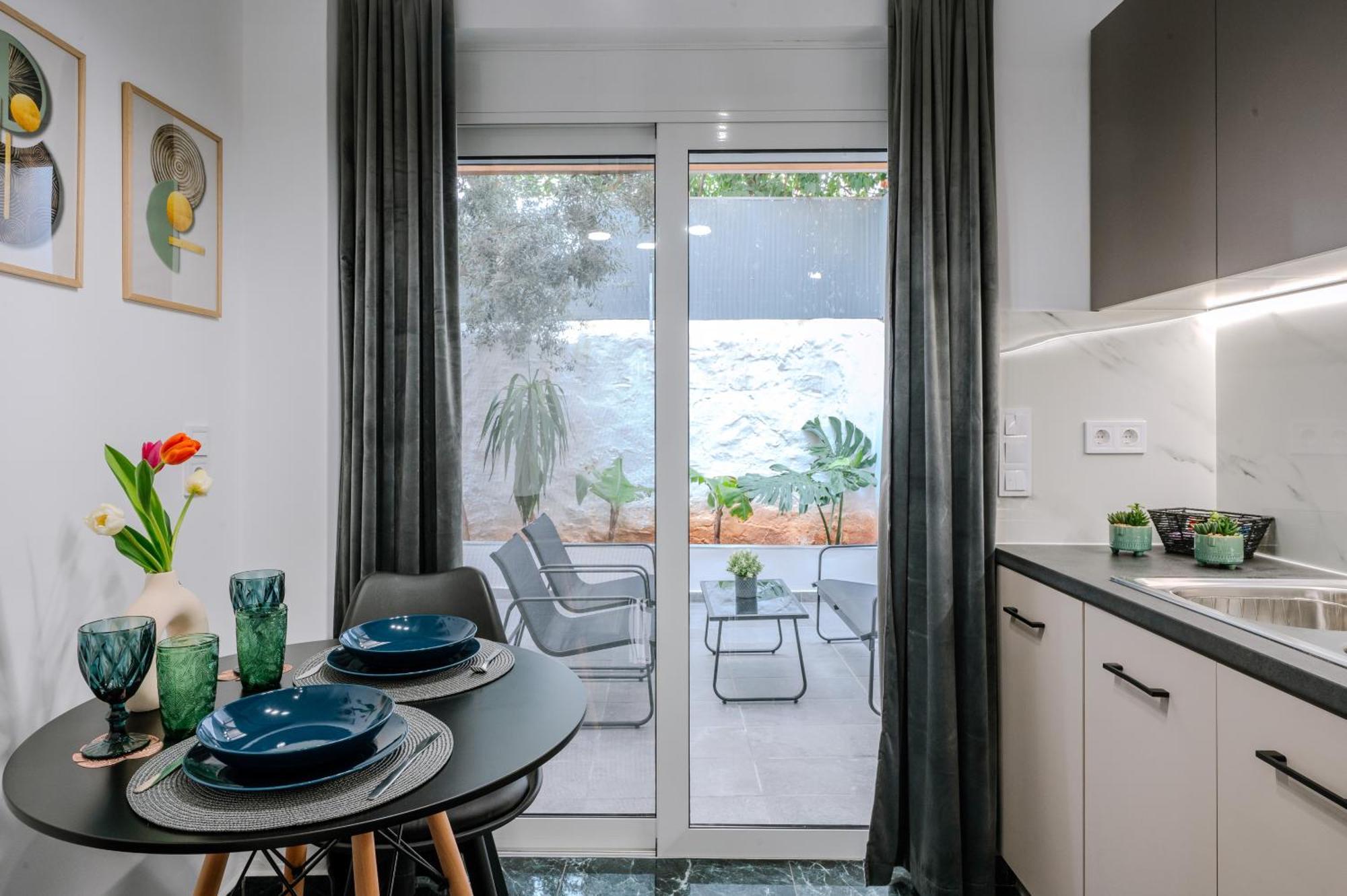 Place To Be Athens Apartment Экстерьер фото